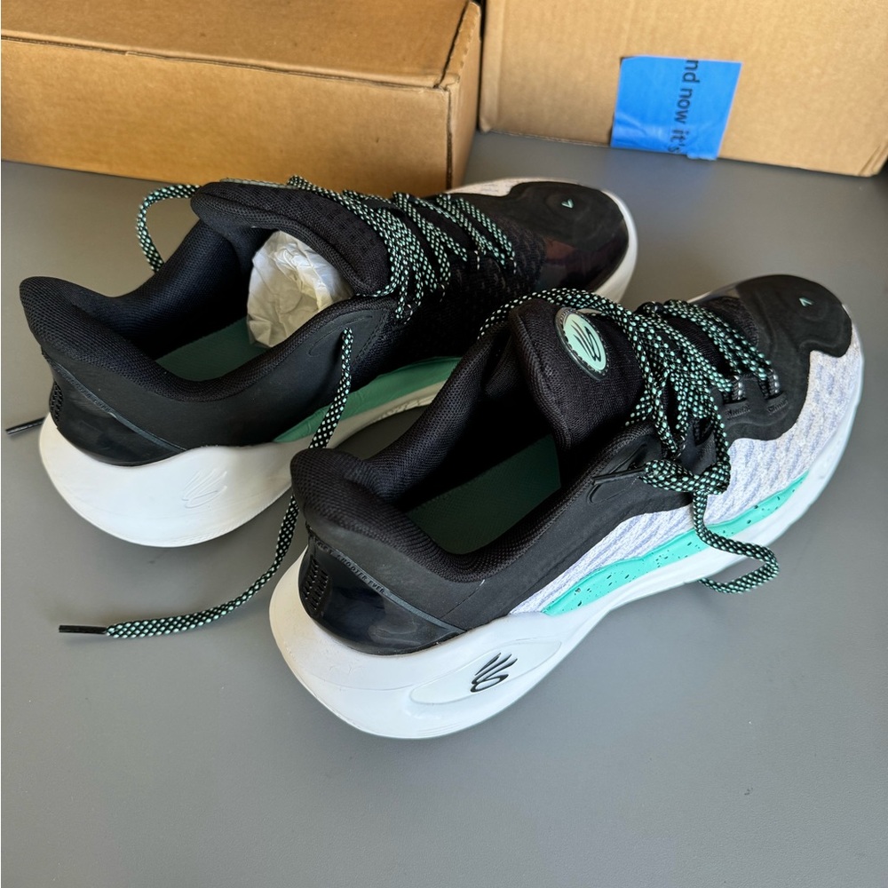 Under Armour Steph Curry 11 Future Curry - Mens 11, Women’s 12.5